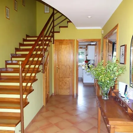 Casa De Lois A Un Paso De Vigo, Baiona, Playa America Y Portugal Gondomar